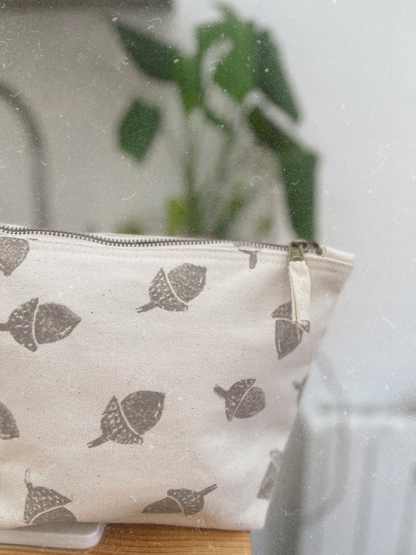 Acorn Medium Cosmetic Bag