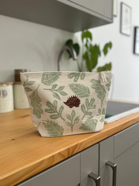 Hedgehog In the leaves Cosmetic bag