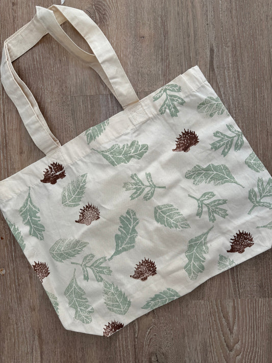 Hedgehog in the leaves- Organic cotton canvas shopper