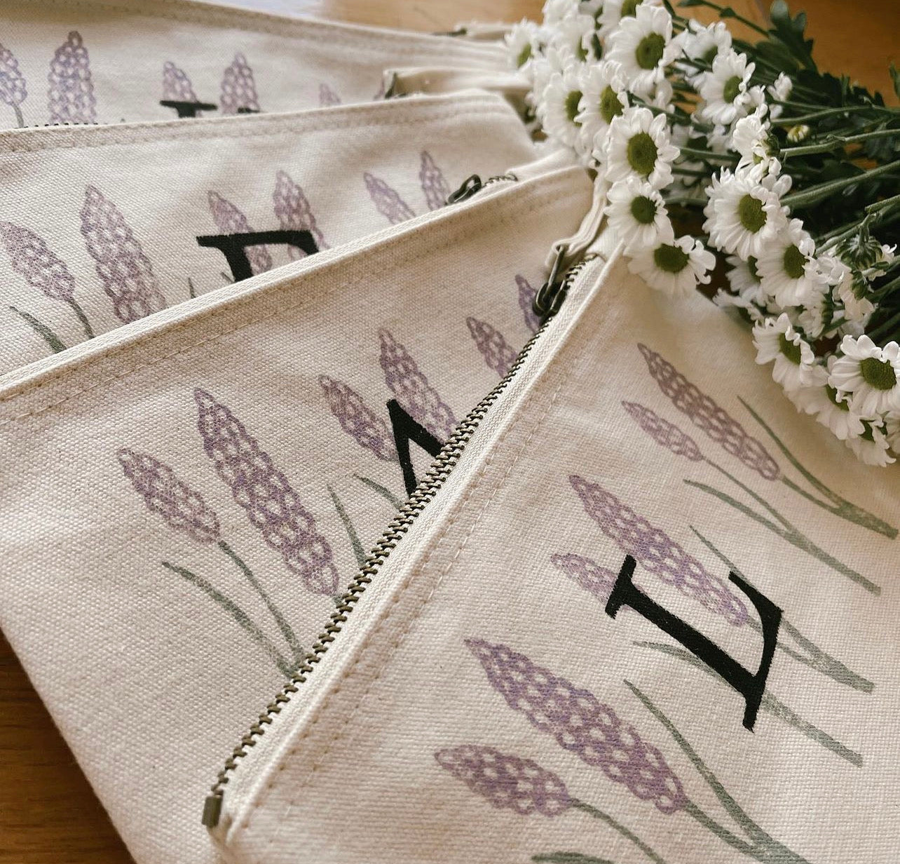 Lavender Pods Small Cosmetic Bag