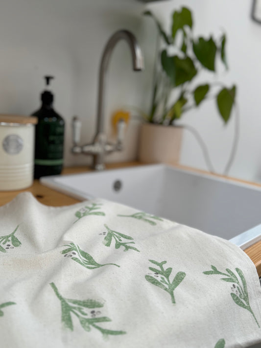 Mistletoe Organic Tea towel